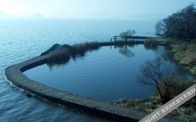 Islet Healthy Resort