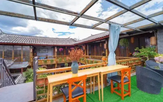 Yueqiao Huayuan Inn