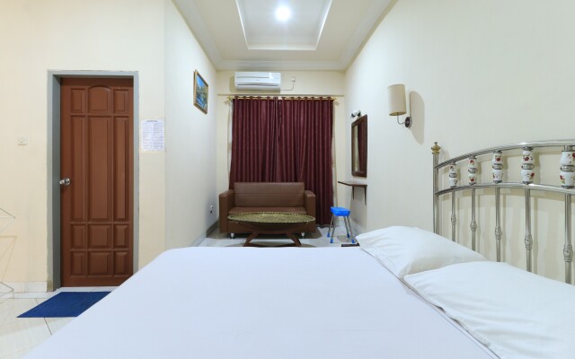 Andrin Daspatt Hotel
