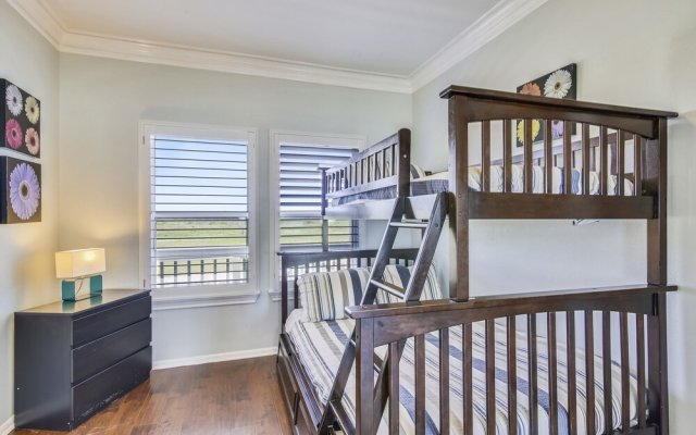 Kahala 11835 - 6 Br Home