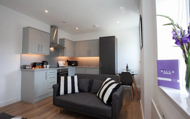 Modern, Stylish 1BR Apartment Nearby AO Arena