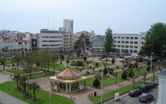 Appartement Les Sables-d'Olonne, 4 pièces, 7 personnes - FR-1-92-883