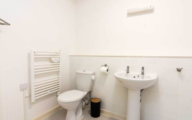 Fremington Court, Coventry - 2 Bedroom Apartment