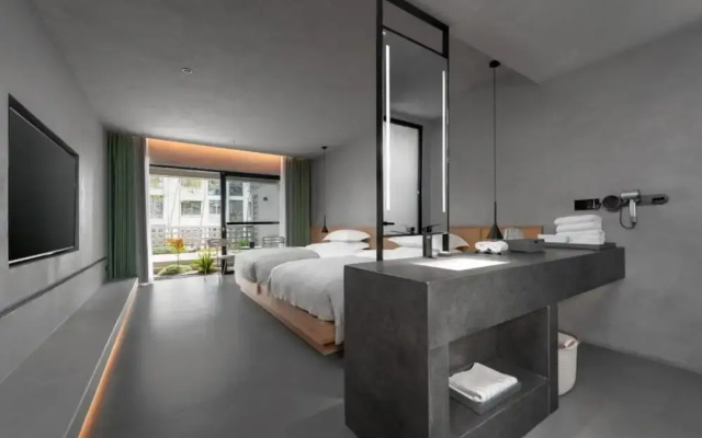 Huang Guo Shu Duo Bei Yun She Hotel
