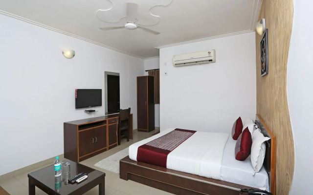 Hotel Om Paradise by OYO