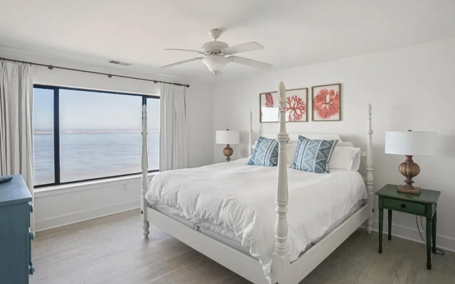 Beautifully Updated 3-bed, 2-bath Oceanfront Retreat