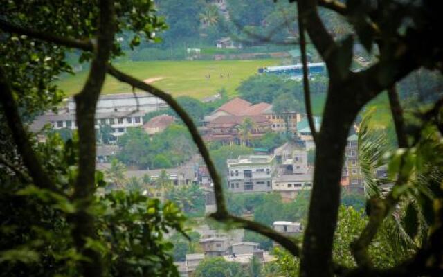 Kandy Holiday Villa