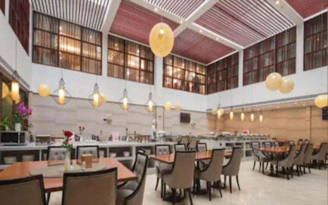 Auden  International  Hotel