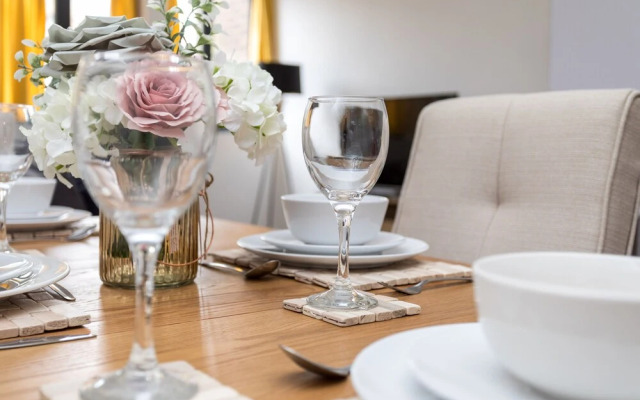 Broadwalk Apartment