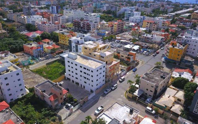 Cozy Santo Domingo Este Apartment With City Views