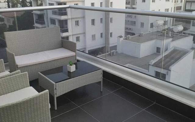 Immaculate 2-bed Apartment in Larnaca