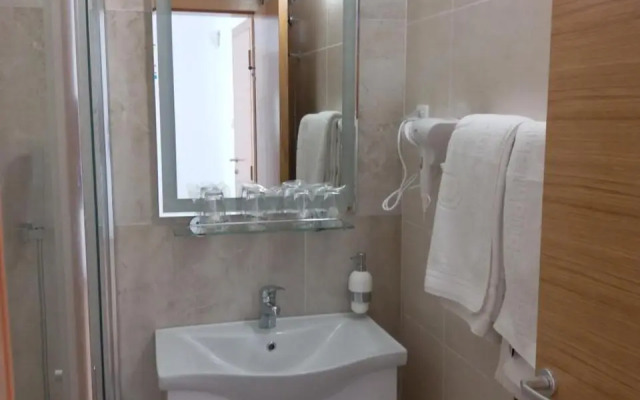 Apartments & Rooms - Konak Vukasinovic