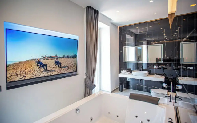 Forever luxury rooms