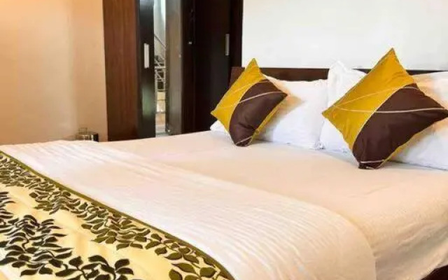 West Valley Villa Casa East