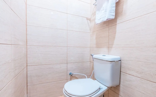 Pavilio Residence by OYO Rooms