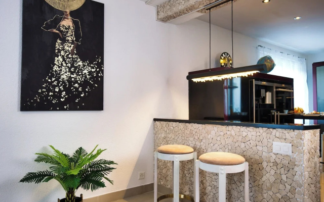 Modern Station Apartment Möhlin – Lobby – Mohlin