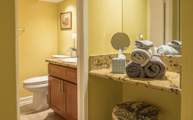 Tropical Studios at Marine Surf Waikiki