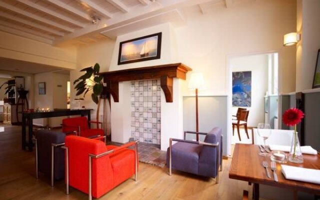Hotel KOM!