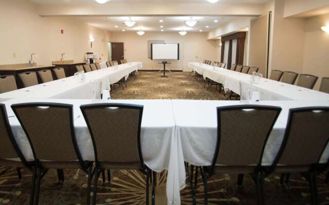 Hampton Inn by Hilton Tiffin