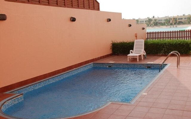 La Fontaine Rose Beach Resort
