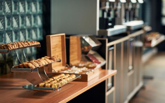 Corendon Amsterdam Schiphol Airport, a Tribute Portfolio Hotel