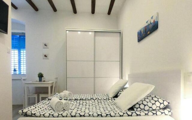 Apartments Blue Lavender