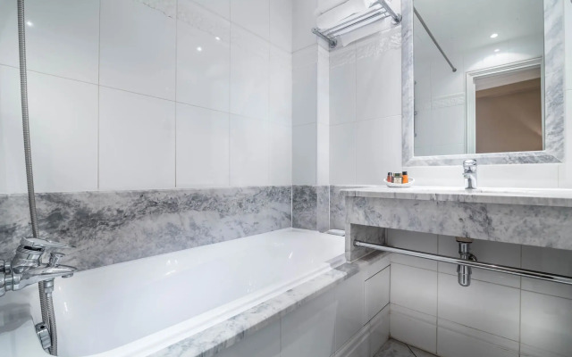 Hôtel Le Lavoisier & Spa