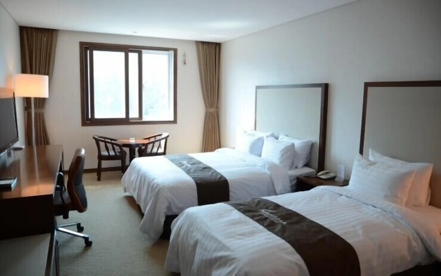 Narsha Hotel