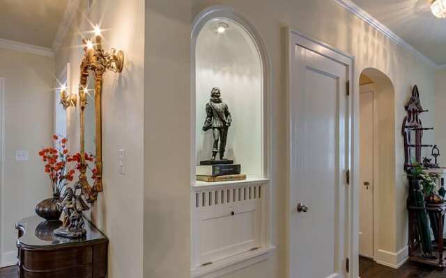 Knob Hill Bed & Breakfast