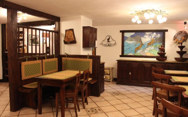 Hotel Stambecco