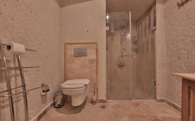 Local Cave House Hotel