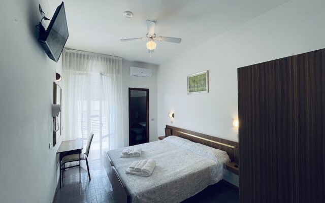 Hotel Sara - 2 Guests Room - n 13