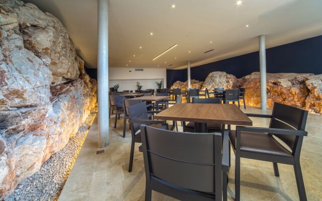 Golden Rays Luxury Apartments