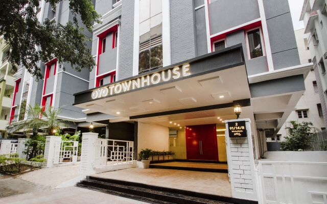 OYO Townhouse 009 Hitech City