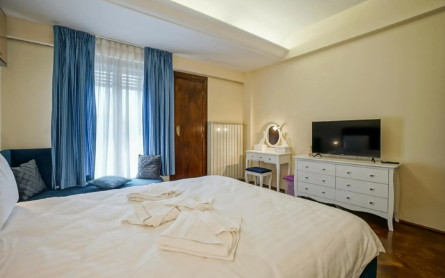 Lovely - 3 Bdr. Serviced Apartment In Old Town