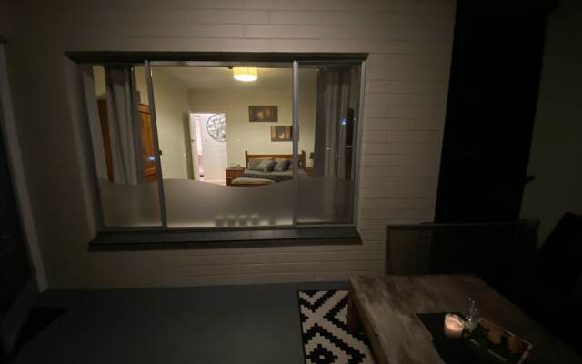 Apartment on Tennyson