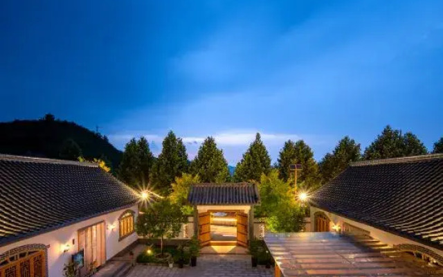 Luanchuan Yuanheng Hotel