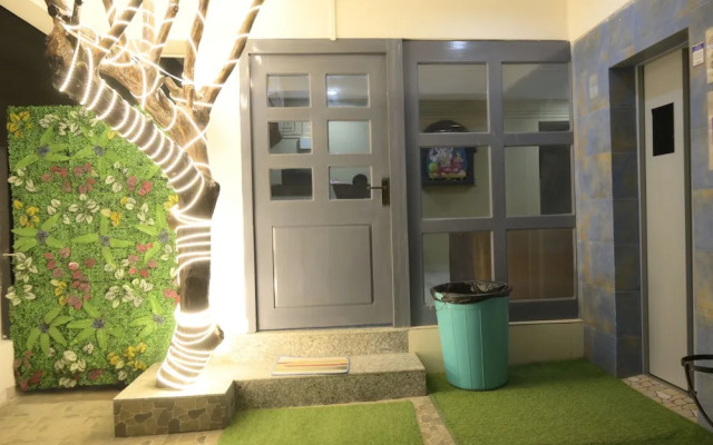Hotel Pohor Regency Near Kamakhya Foot Bridge