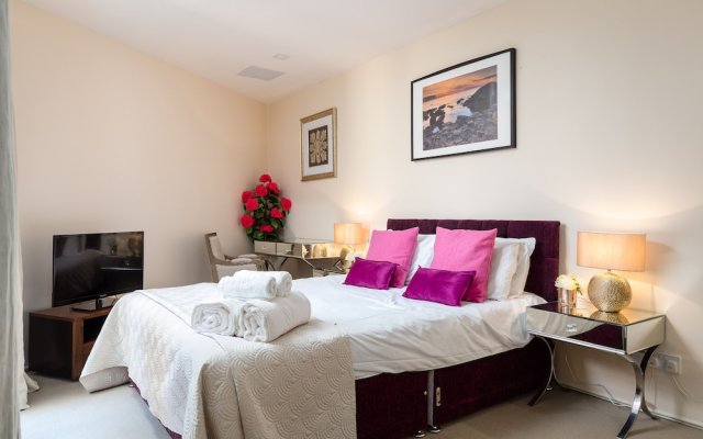 Spacious 2-bedroom Apartment in Mayfair