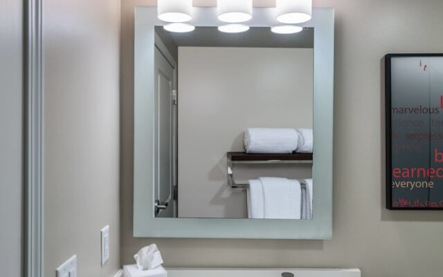TownePlace Suites Milwaukee Oak Creek