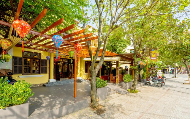 Thanh Van 1 Hotel