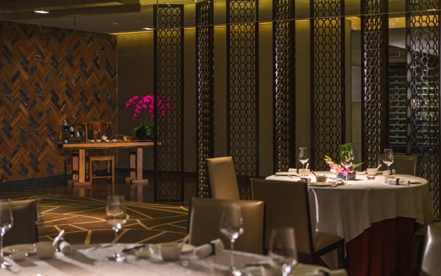 Renaissance Nanjing Olympic Centre Hotel