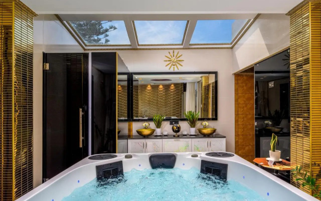 Pervolia-House