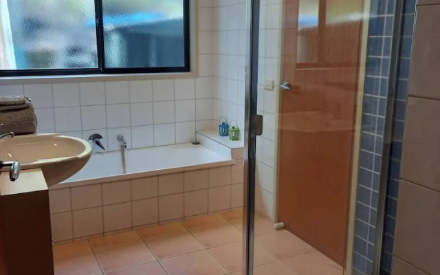 Fairhaven Beach House With Ocean Views and Tranquil Setting