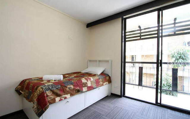 IHouse Space