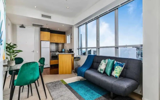 Stylish One Bedroom Apartment - Gym & Free Parking