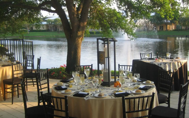 Inn at Pelican Bay