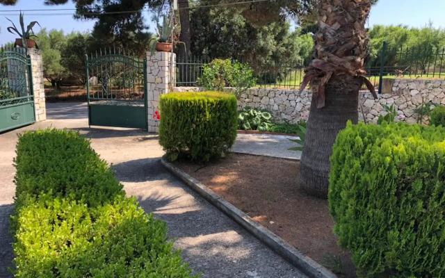 Nikolaos Studios Skala