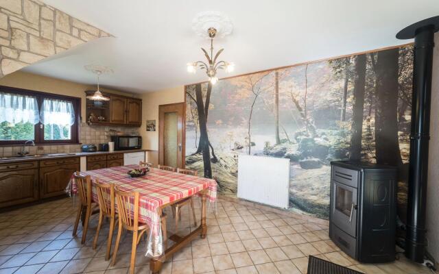 Quaint Holiday Home In Girmont-Val-d'Ajol with Private Terrace