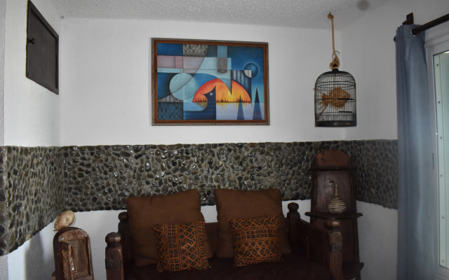 Brisas Beachfront Studios In Hotel Zone